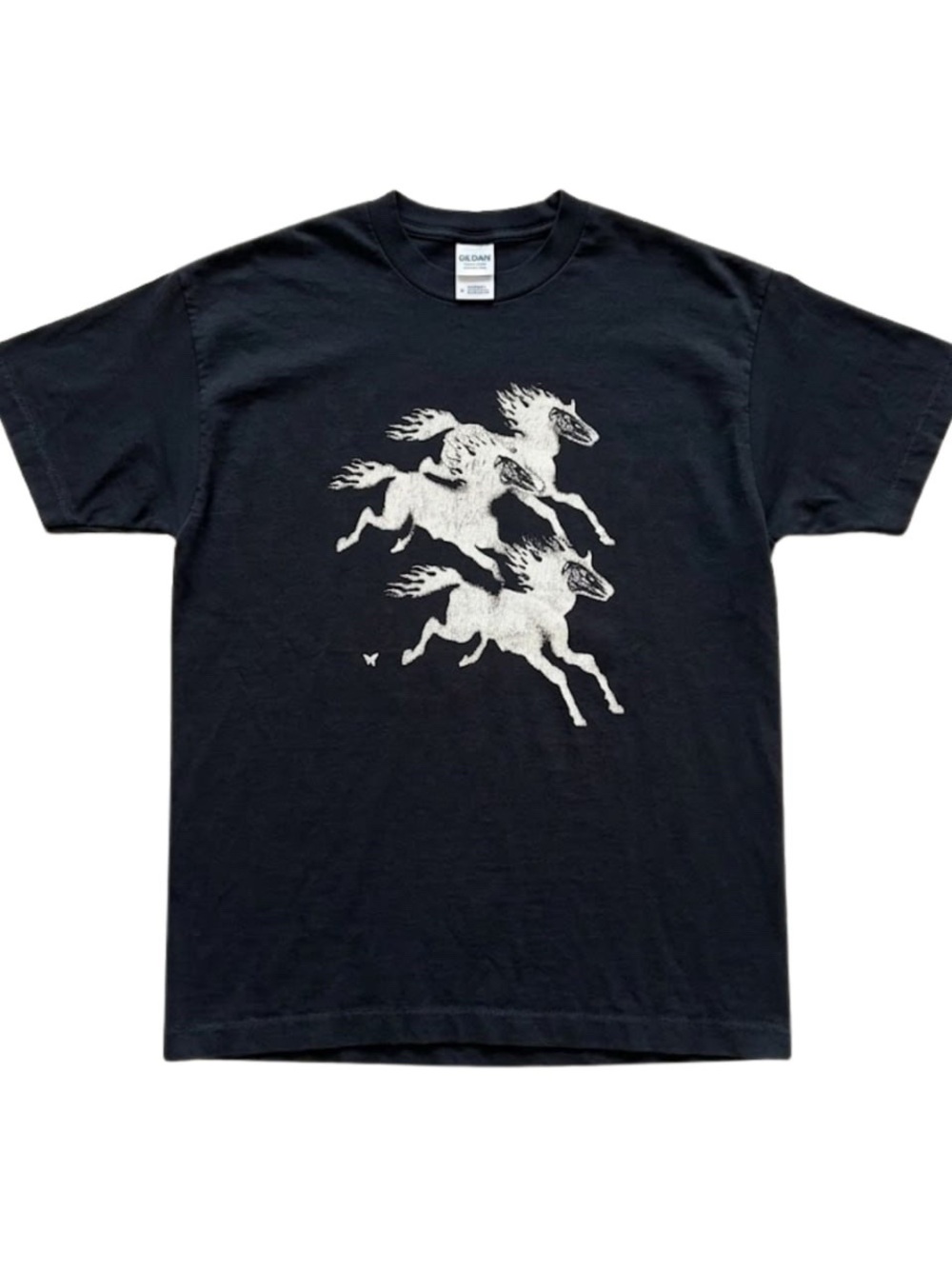 Gildan Black Graphic Tee with White Galloping Horse Design